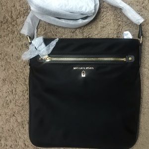 Michael Kors Nylon Large Kelsey Nylon Crossbody